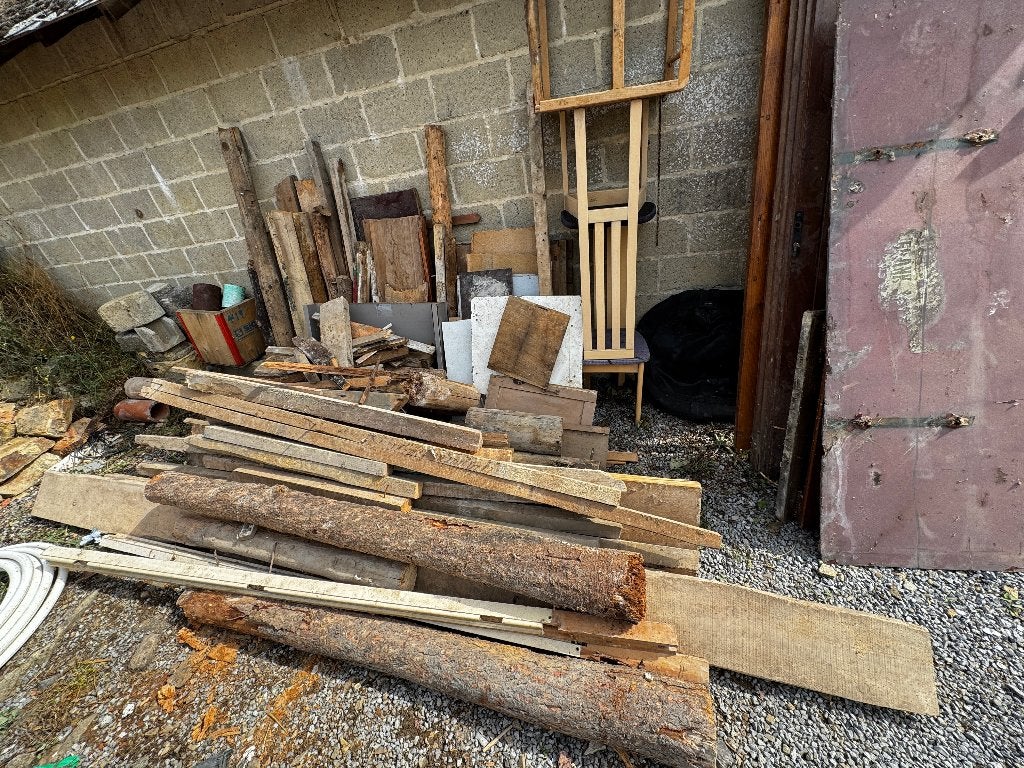 BOIS de / pour chauffage ( ? ) à donner  / gratuit, Enlèvement