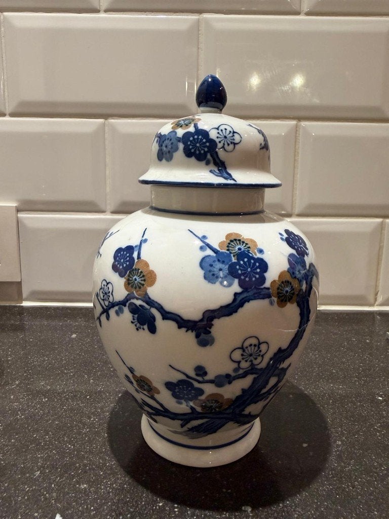 blauwwitte porseleinen dekselpot, Enlèvement