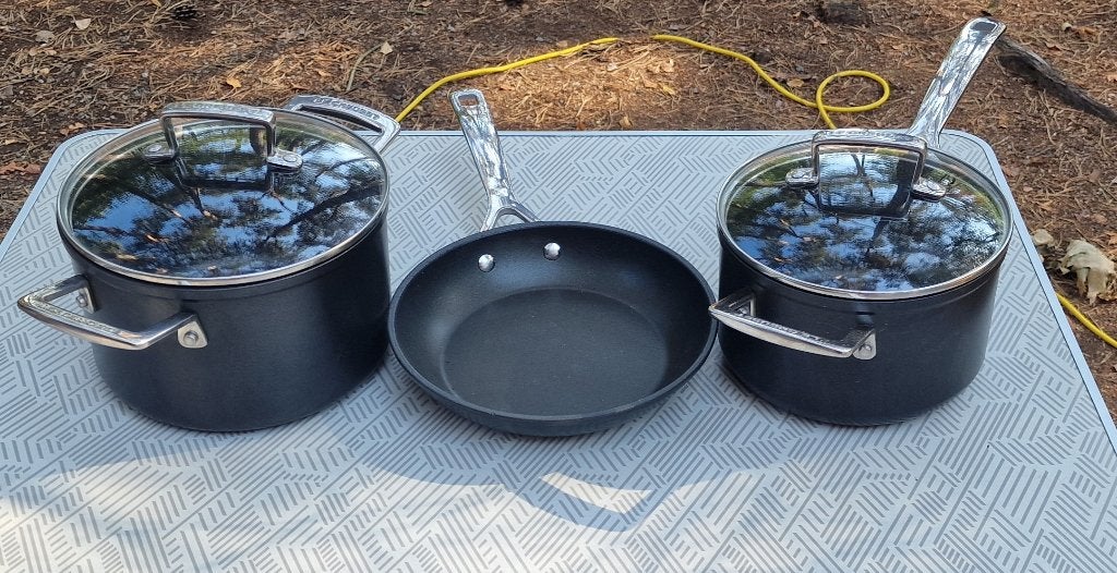 Le Creuset Toughened Non-Stick Pannenset, Huis en Inrichting, Keuken | Potten en Pannen, Gebruikt, Ophalen of Verzenden, Met handvatten