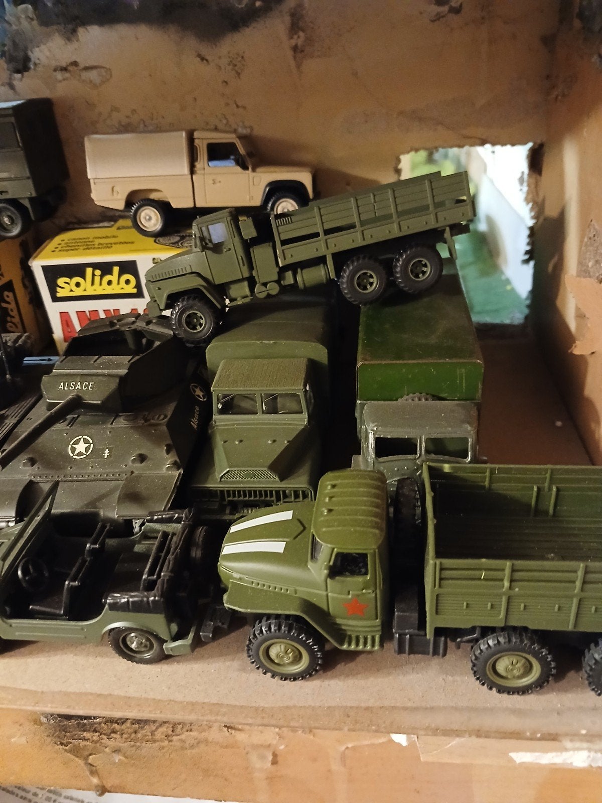 military  1/43, Hobby en Vrije tijd, Ophalen