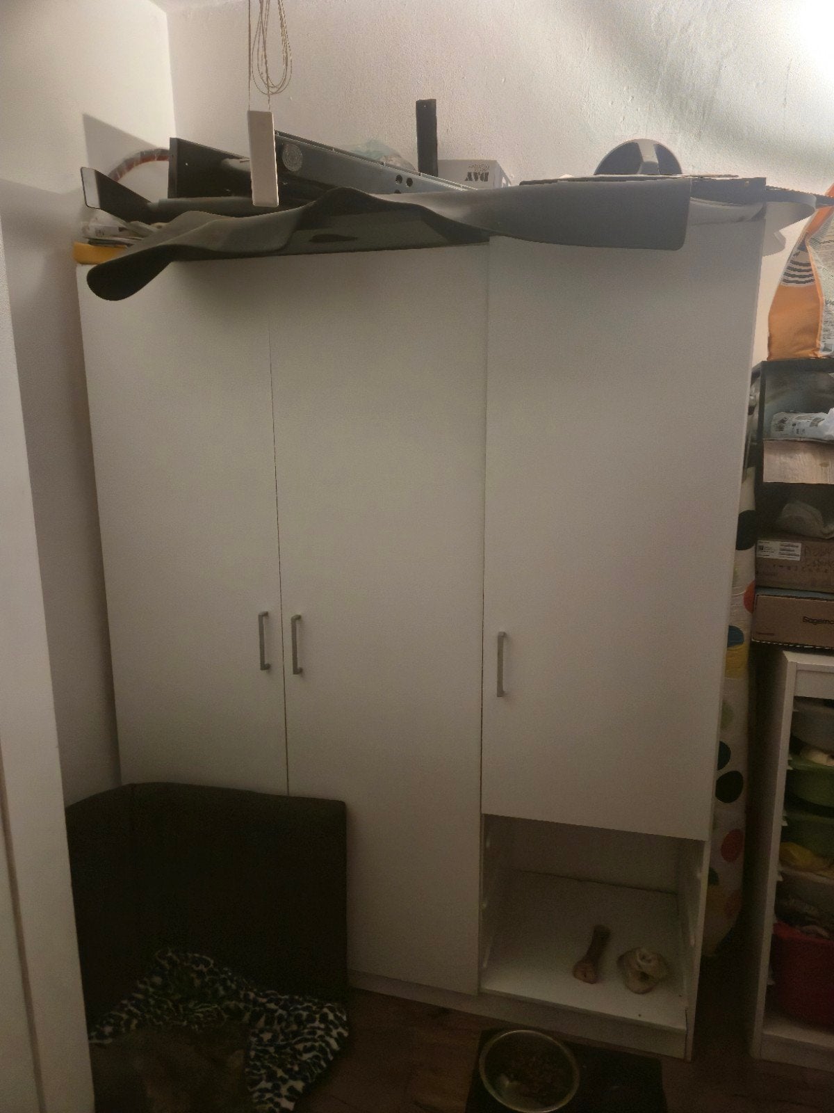 GRATIS 2 kledingkasten, Ophalen, Gebruikt