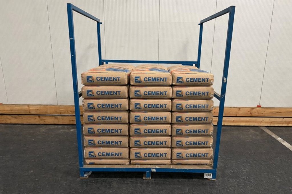 Gebruikte metalen opslagpallet 1600x1200x1900 mm, Ophalen