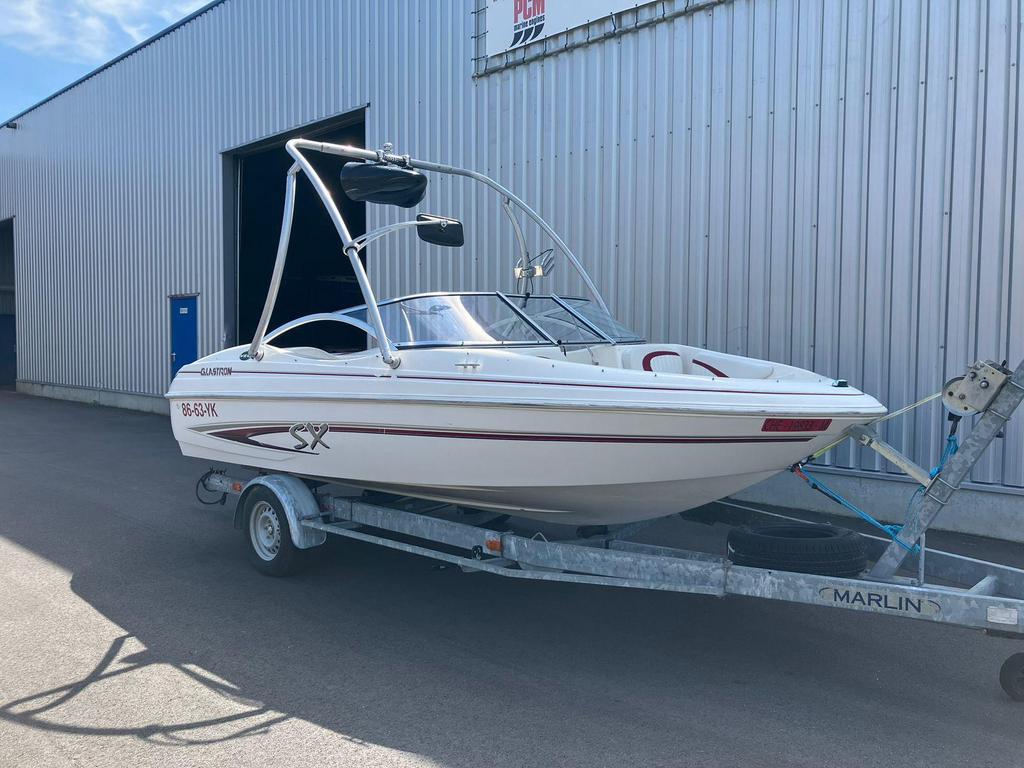 Glastron SX175 - 3.0 volvo penta Ideaal plezier boot, Watersport en Boten, Speedboten, Ophalen, Binnenboordmotor, Zo goed als nieuw