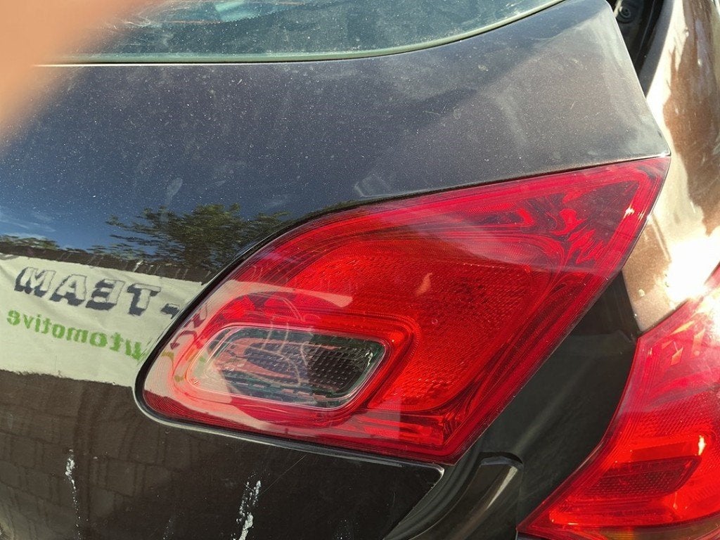 FEU ARRIÈRE DROIT Opel Astra J (PC6 / PD6 / PE6 / PF6), Opel, Opel Automobile GmbH, Utilisé, Kontakt-opel@opel.com