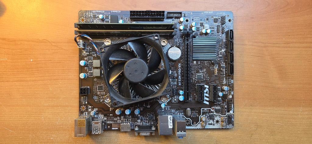 Carte mère MSI + processeur I5 7400 + 16 Go de RAM DDR4, Informatique & Logiciels, Mini-ATX, LGA 1151, DDR4, Comme neuf