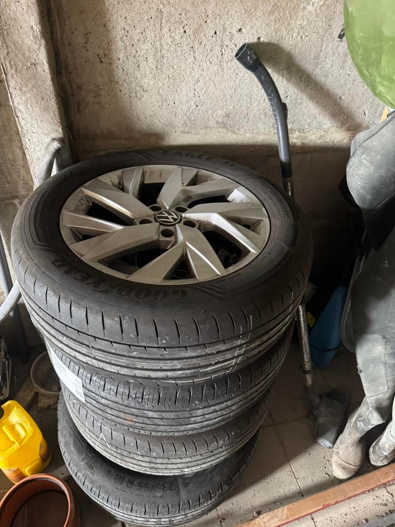 Jantes 235/55 R18 volkswagen tiguan, Ophalen of Verzenden, Zo goed als nieuw