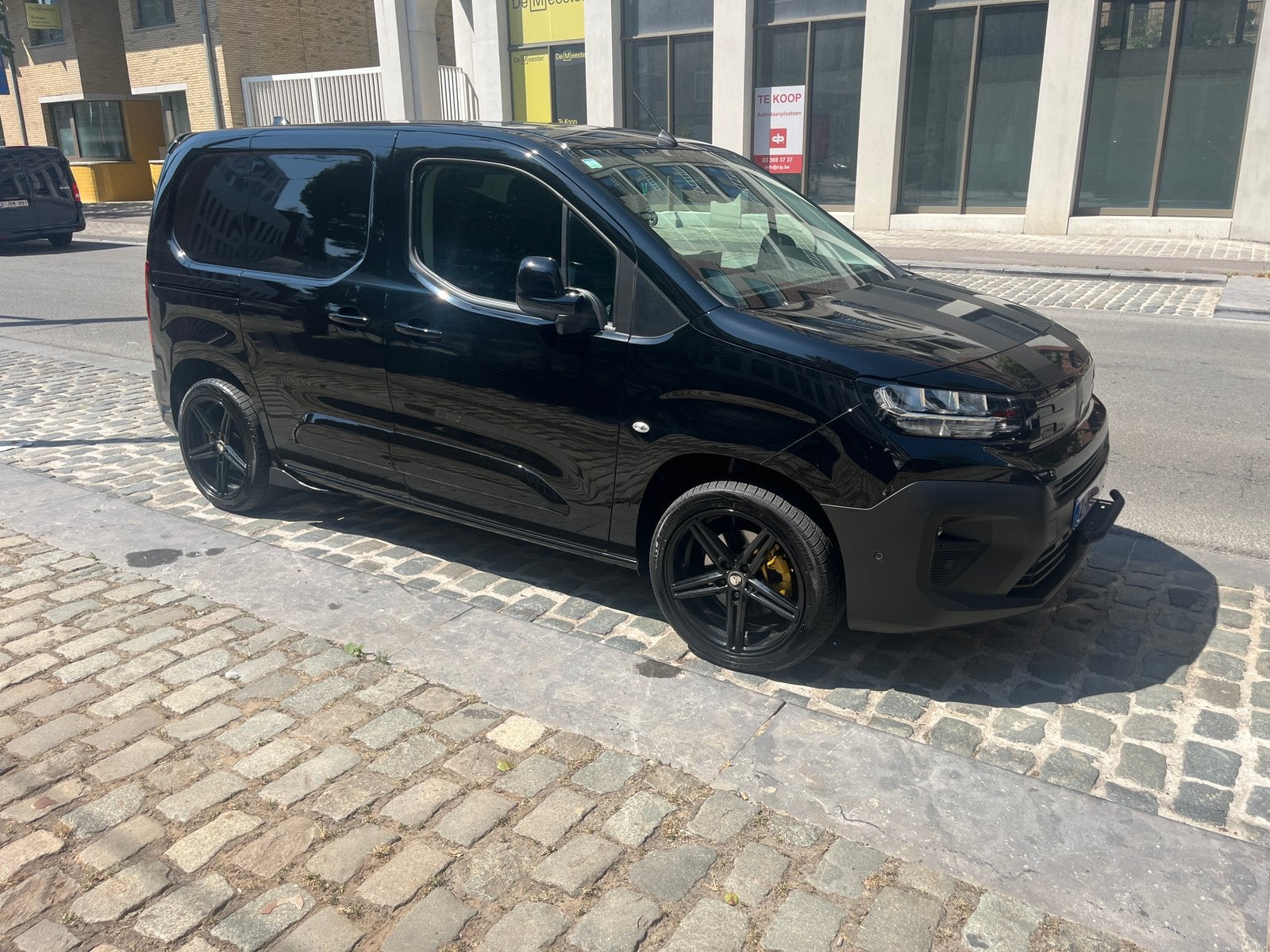 Lichte vracht automaat 2025 130pk full option, Auto's, Bestelwagens en Lichte vracht, Particulier, Trekhaak, Peugeot, Diesel, Euro 6