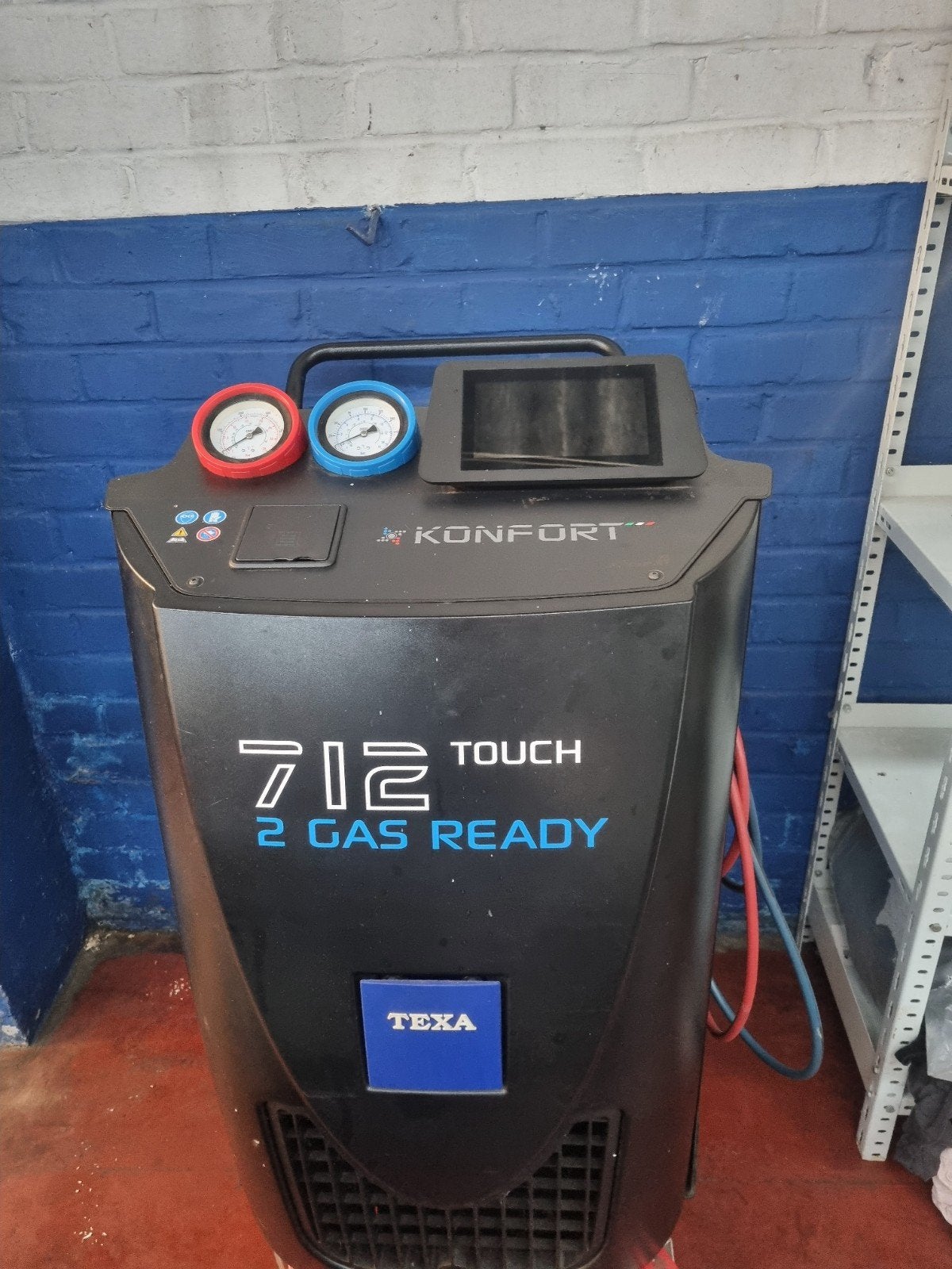 Airco gas bij vollen, Ophalen