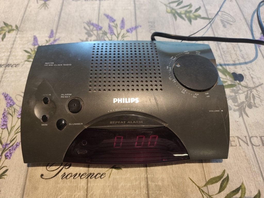 wekkerradio Philips met snoer, Elektronische apparatuur, Ophalen of Verzenden, Gebruikt, Digitaal