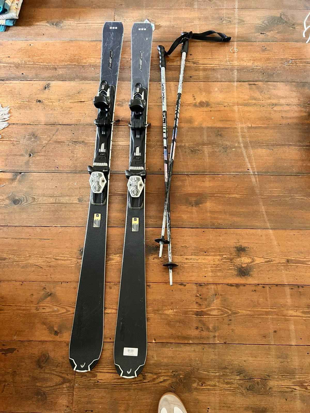 HEAD ski’s 155 cm + bindingen + skistokken, Sports & Fitness, Enlèvement, Head