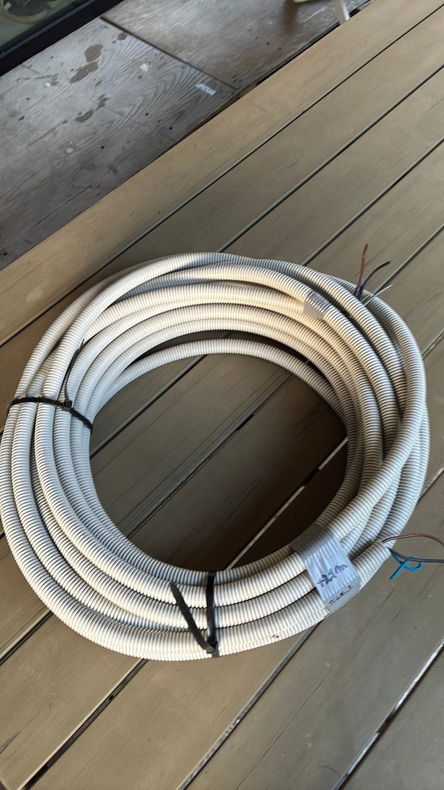 21 m vob 5g 2,5 in flexibel, Doe-het-zelf en Bouw, Ophalen, Zo goed als nieuw