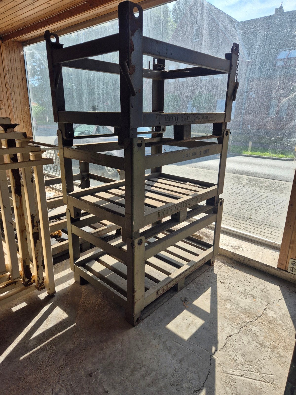 Palletboxen in staal (zwaar) 10 stuks, Enlèvement