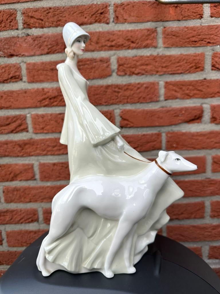 Large royal doulton lady windhond greyhound porselein beeld, Enlèvement ou Envoi