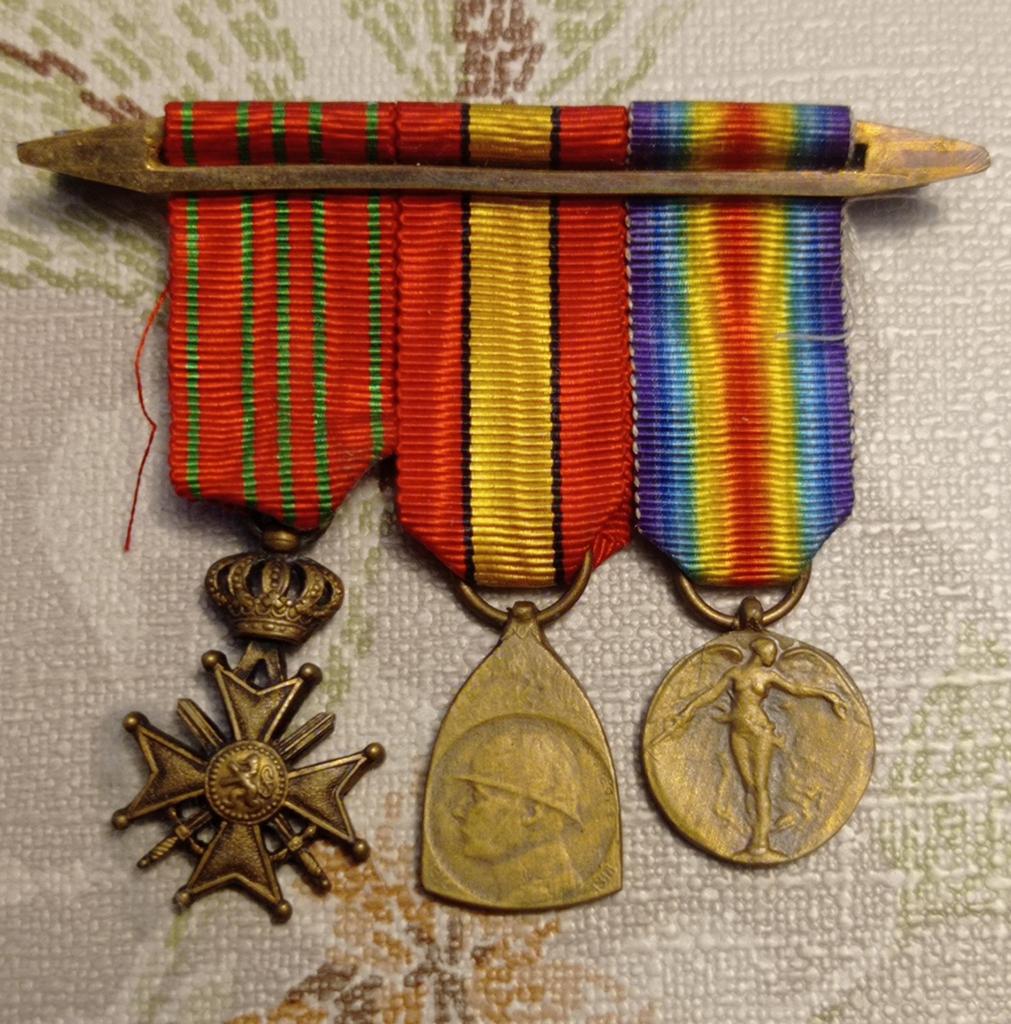 Barrette triple miniatures militaires WW1 Belgique 1914-1918, Envoi