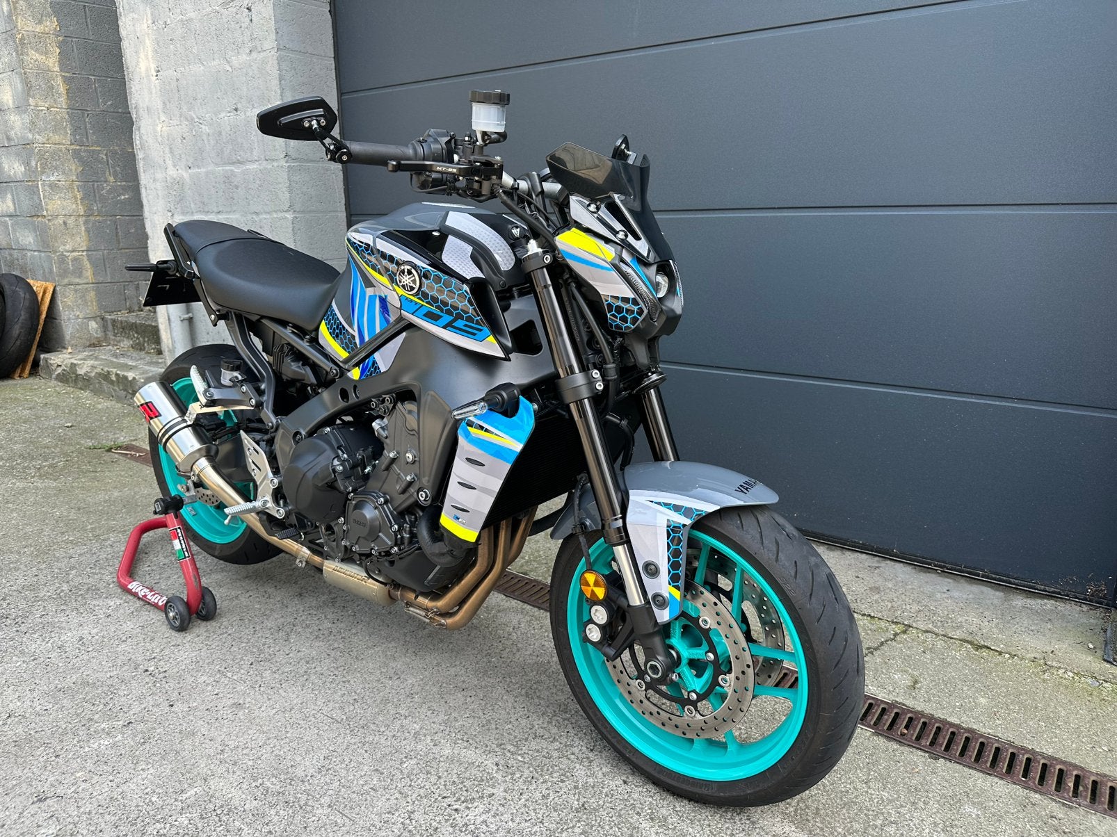 YAMAHA MT-09, Plus de 35 kW, Permis Moto A2 minimum, Naked bike, 2 cylindres
