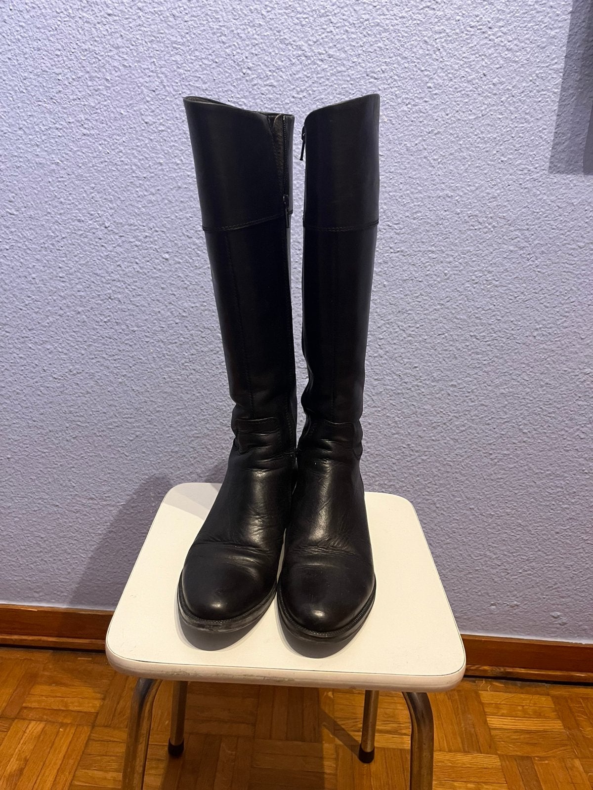 Bottes en cuir style cavalière, Enlèvement, Porté