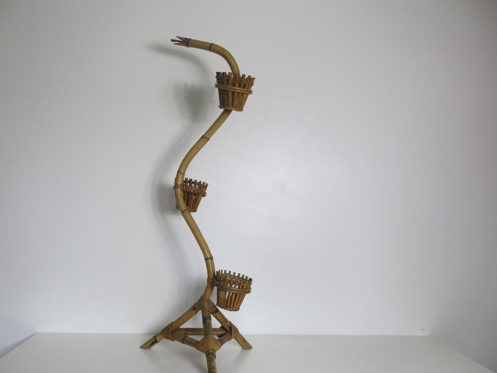 support pour plantes serpent en bambou et rotin 1960, Antiquités & Art, Curiosités & Brocante, Enlèvement