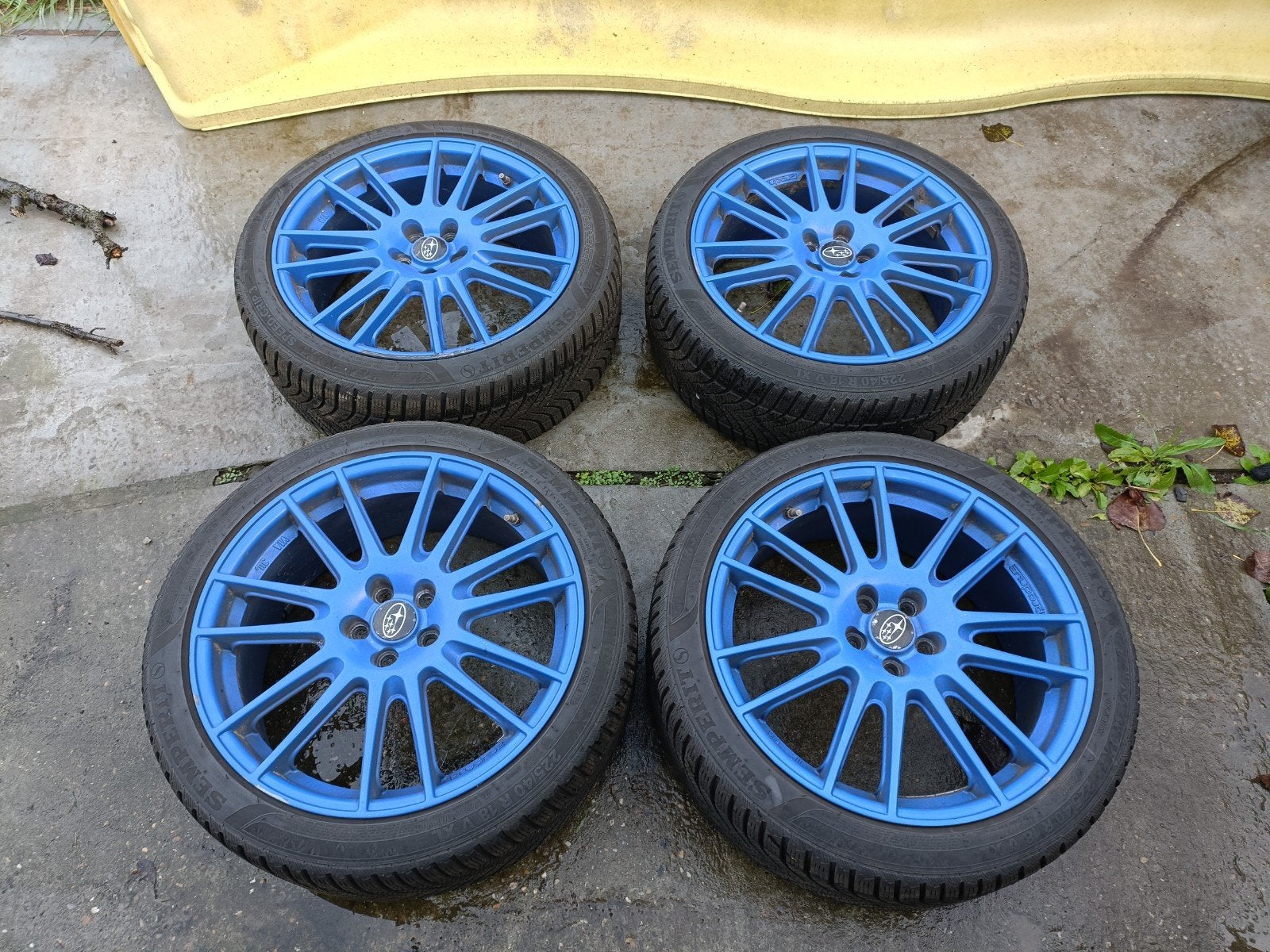 4 winterbanden op Subaru velgen., Auto-onderdelen, Ophalen, 18 inch, Nieuw, Winterbanden