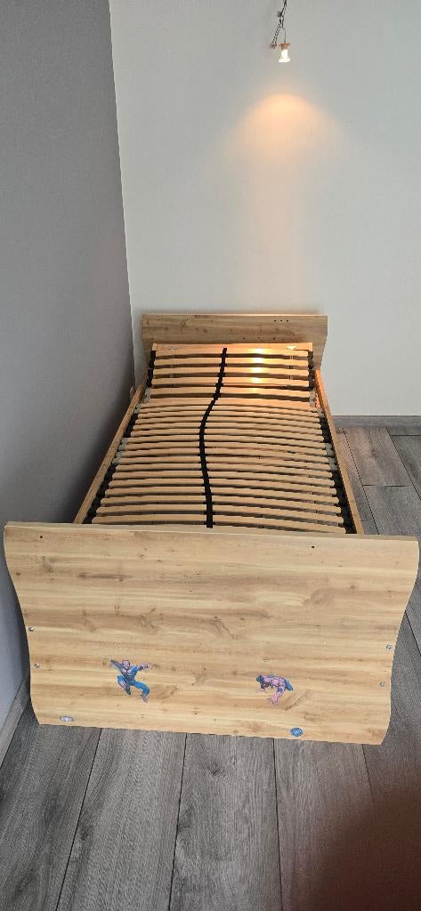 Lit pour enfant avec sommier à lattes, 85 à 100 cm, Sommier à lattes, Enlèvement, 180 cm ou plus