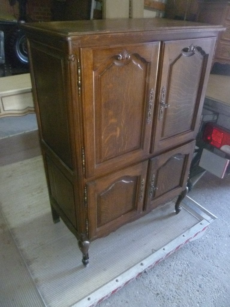 GROOTE 4 DEURS LOUIS XV KAST, Ophalen