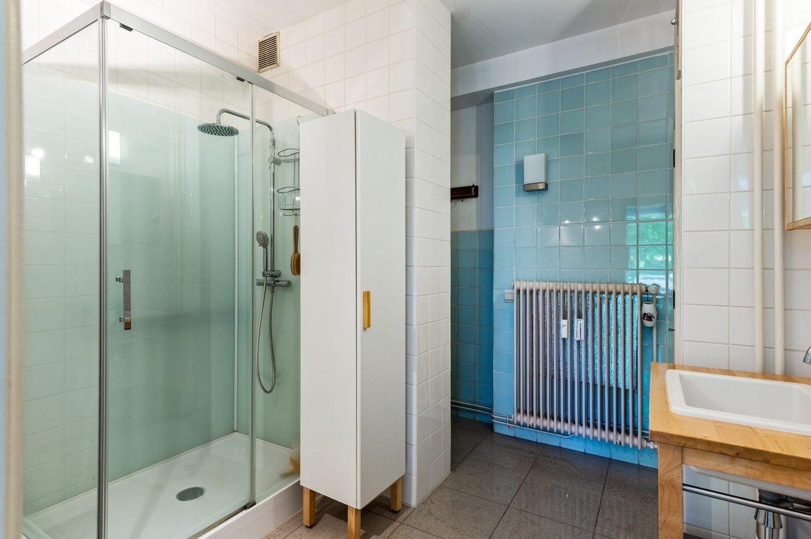 Douche en badkamermeubels, Ophalen, Zo goed als nieuw, Met douche