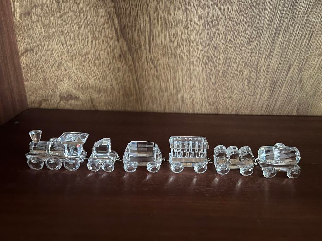 Swarovski Trein 6 delen (complete versie), Ophalen, Zo goed als nieuw, Figuurtje