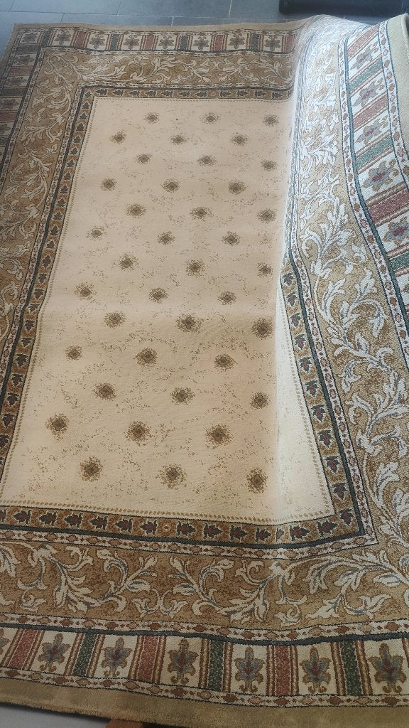 Tapis salon, Enlèvement