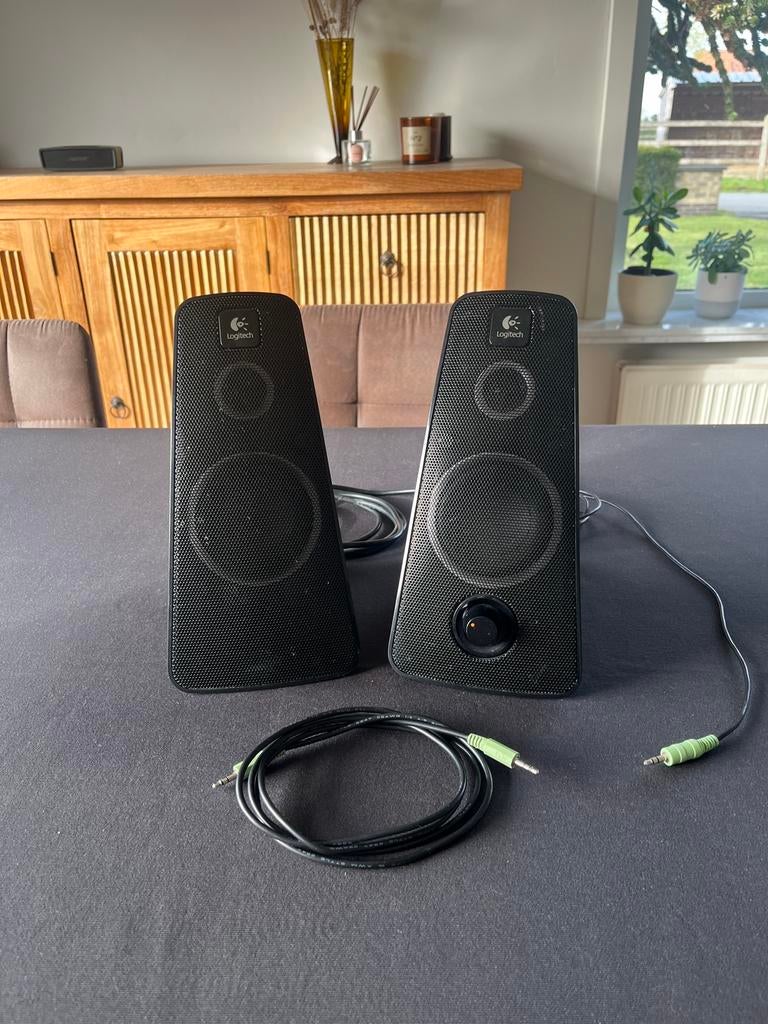 Logitech Z520 speakers (incl. toebehoren), Enlèvement, Comme neuf