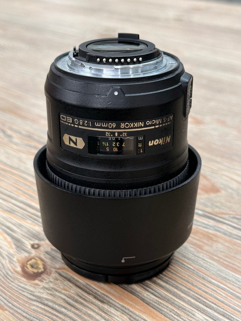 AF S- Micro Nikkor 60 mm 1:2.8 G ED, Ophalen, Inclusief filter, Nikon, Zo goed als nieuw
