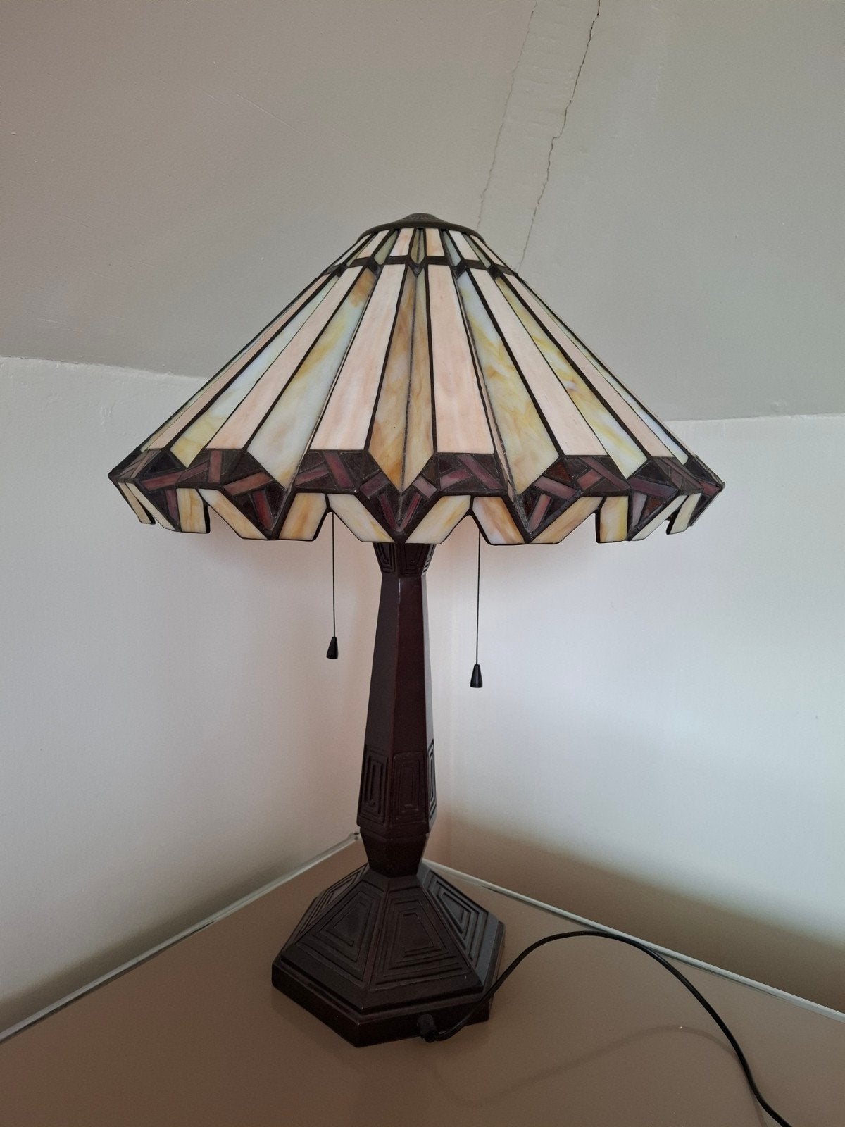 Sfeervolle tafellamp in Tiffany-stijl glas in lood art deco, Huis en Inrichting, Ophalen, Glas, Art deco