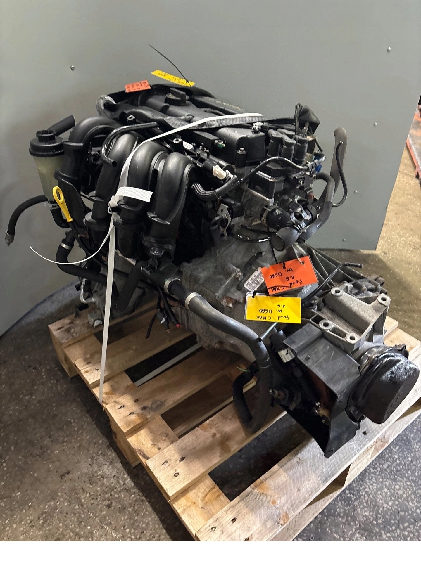 Moteur HWDA Complet FORD FOCUS, Envoi, Utilisé, Skoda