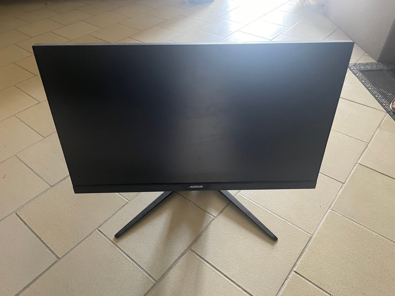 AORUS KD25F 24.5” 240Hz Gaming Monitor, Gaming, HD, Moins de 1 ms, Comme neuf