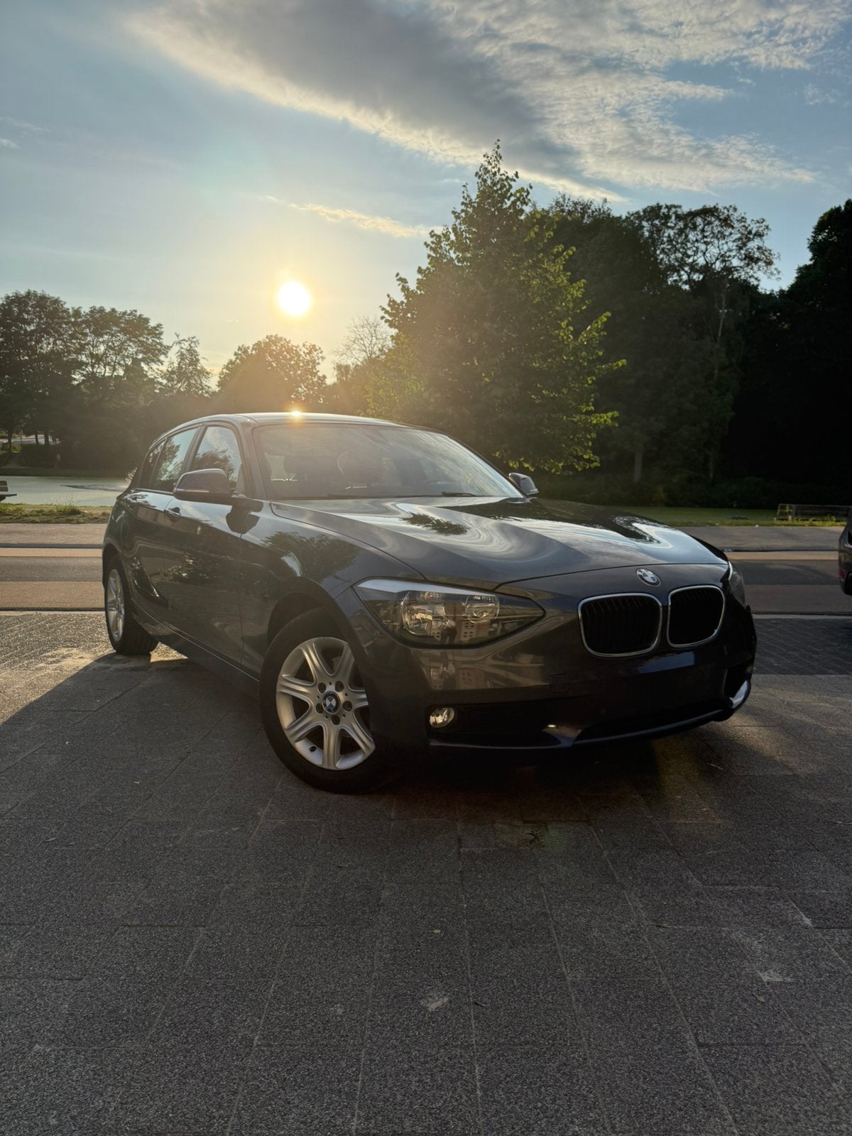 BMW Série 1 116i – 1.6 Essence – Automatique – 130.000 km, Achat, Ordinateur de bord, 5 portes, Automatique