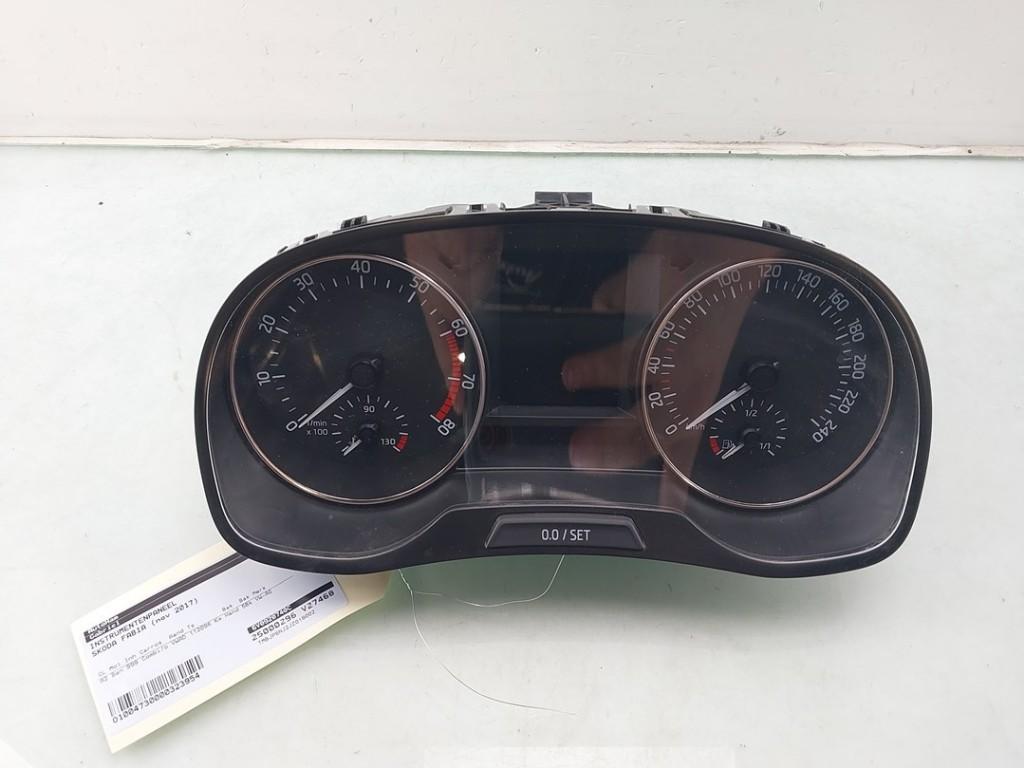 COCKPIT Skoda Fabia III Combi (NJ5) (|6V0920740C|), Dhr. J. Ham, Gebruikt, Administratie@autoham.nl, Skoda