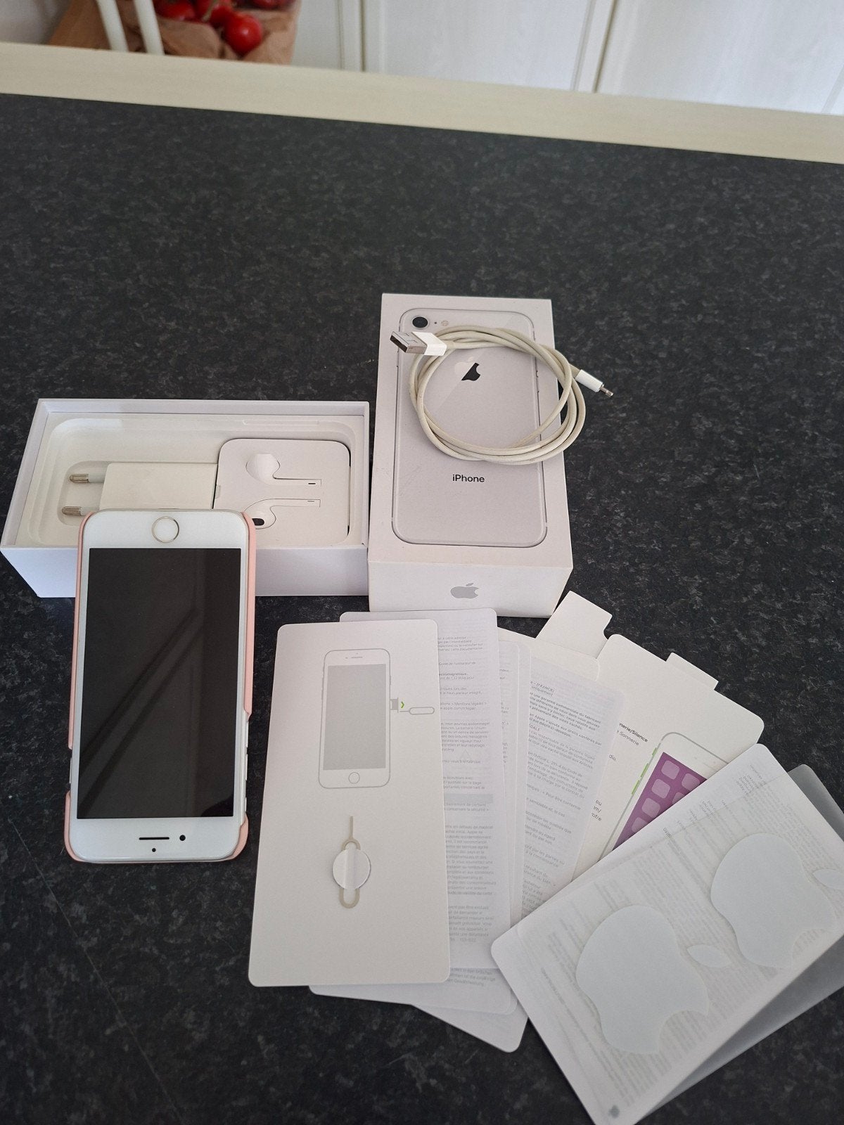 iPhone 8 état neuf 64Gb, Télécoms, Téléphonie mobile | Apple iPhone, 64 GB, IPhone 8