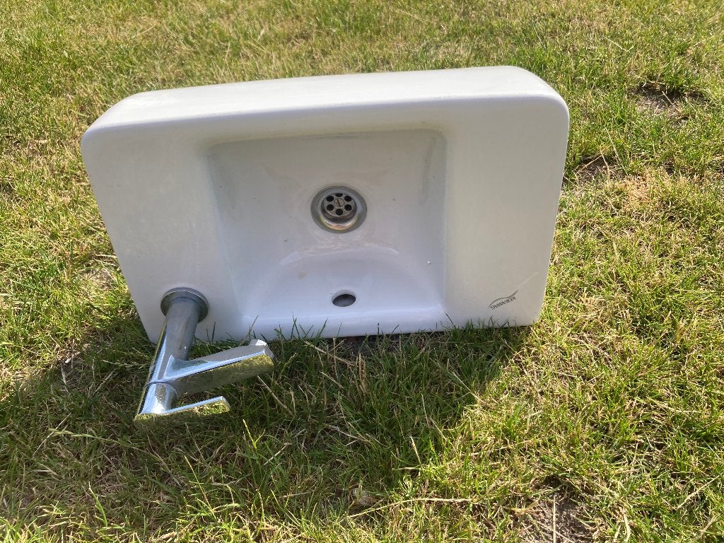 Hand wastafel voor in het toilet, Bricolage & Construction, Sanitaire, Enlèvement, Comme neuf, Chrome, Toilettes