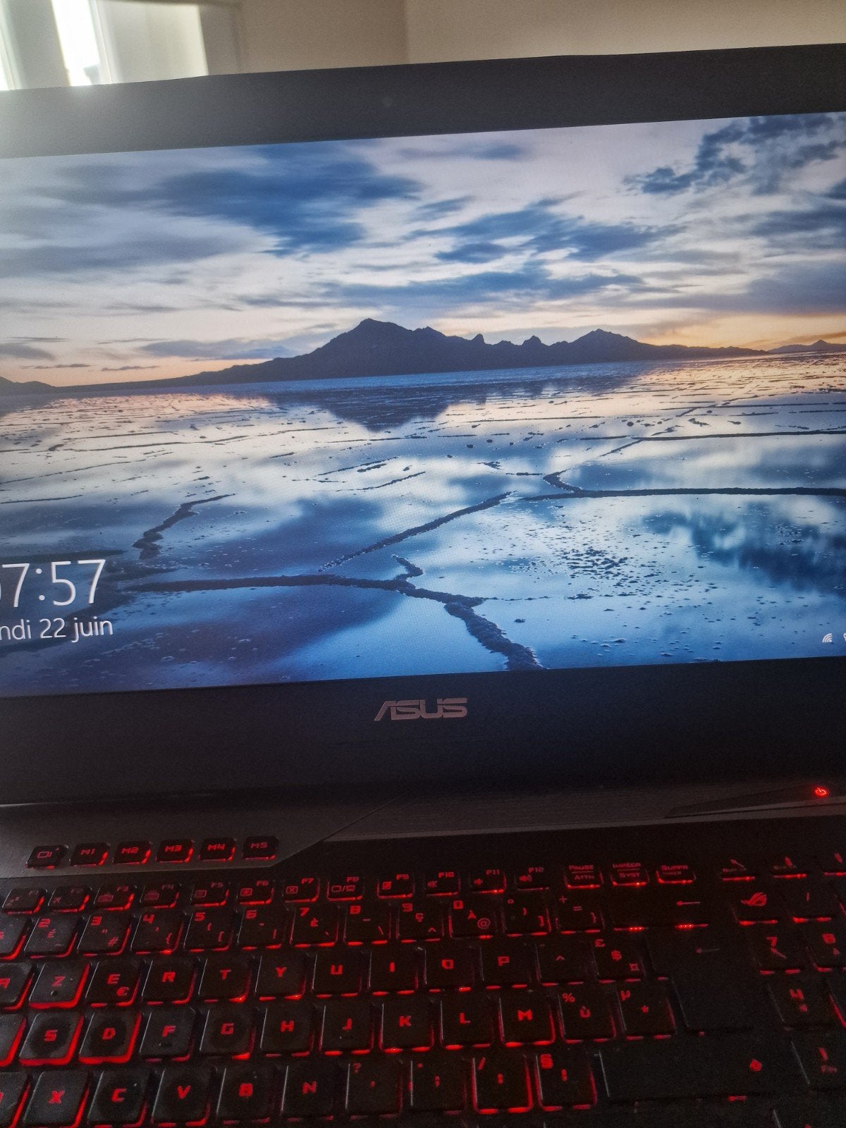 Portable ASUS, Enlèvement