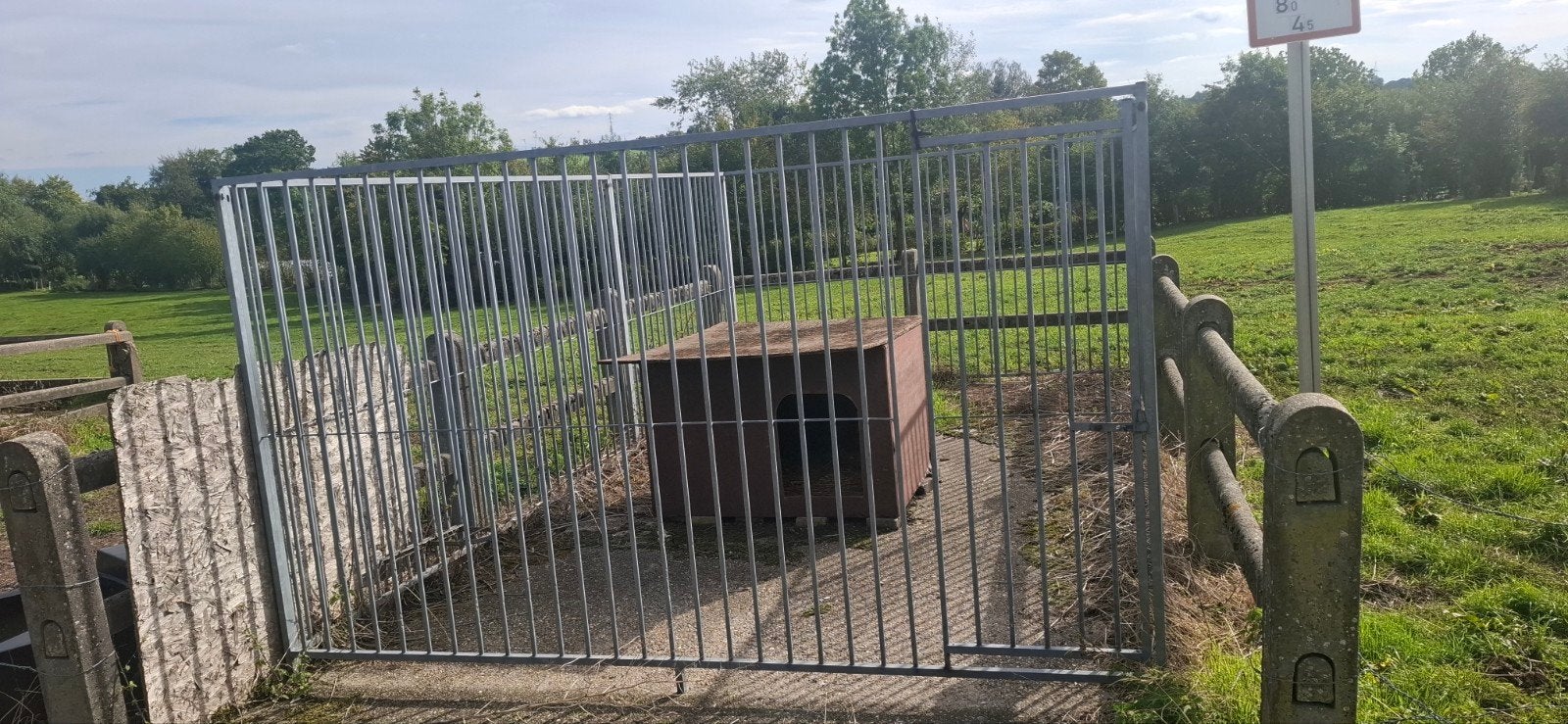 Grande cage d'animaux, Enlèvement ou Envoi