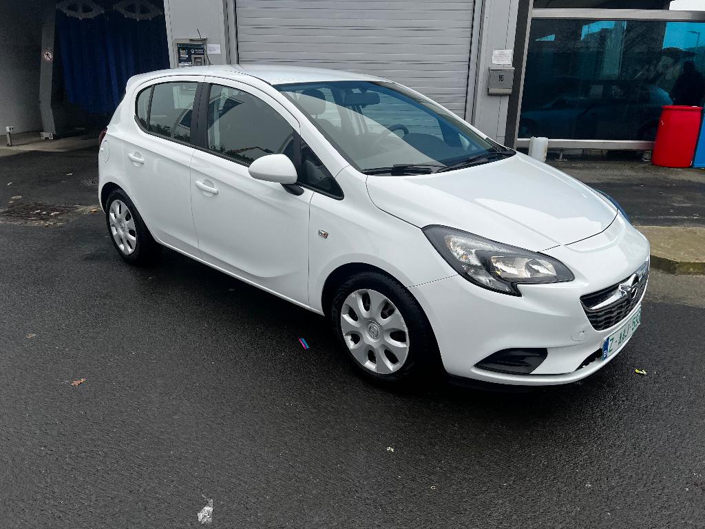 opel corsa met 57000 km met airco en garantie 061826 nr, Auto's, Voorwielaandrijving, Stof, Euro 6, 4 cilinders