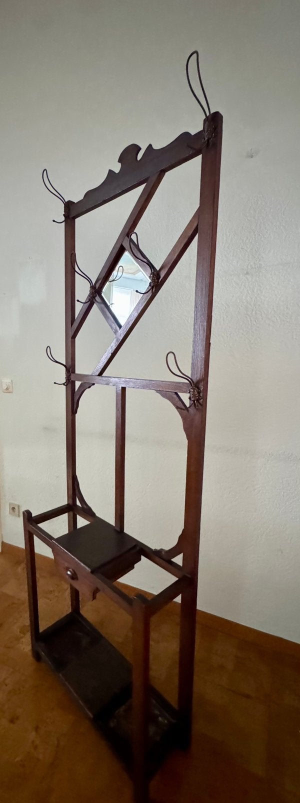 Le vestiaire décoratif, Enlèvement, Utilisé, Bois, Portemanteau sur pied