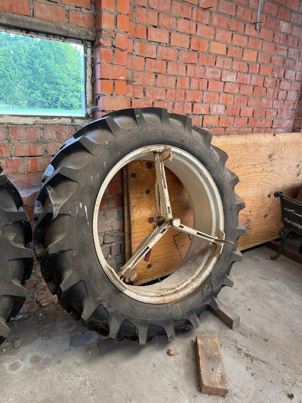 Tractor banden, Zakelijke goederen, Ophalen