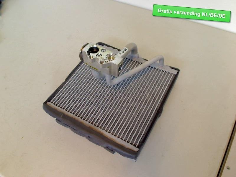 VERDAMPEN MET EXPANSIEKLEP Audi A1 Sportback (8XA / 8XF), Info@audi.de, Audi, Audi AG, Gebruikt