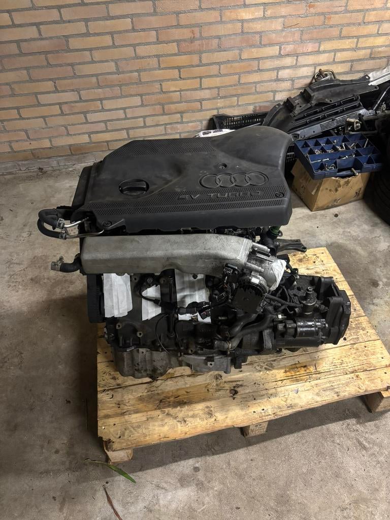 1.8 20vt audi motor BAM, Auto-onderdelen, Ophalen, Audi