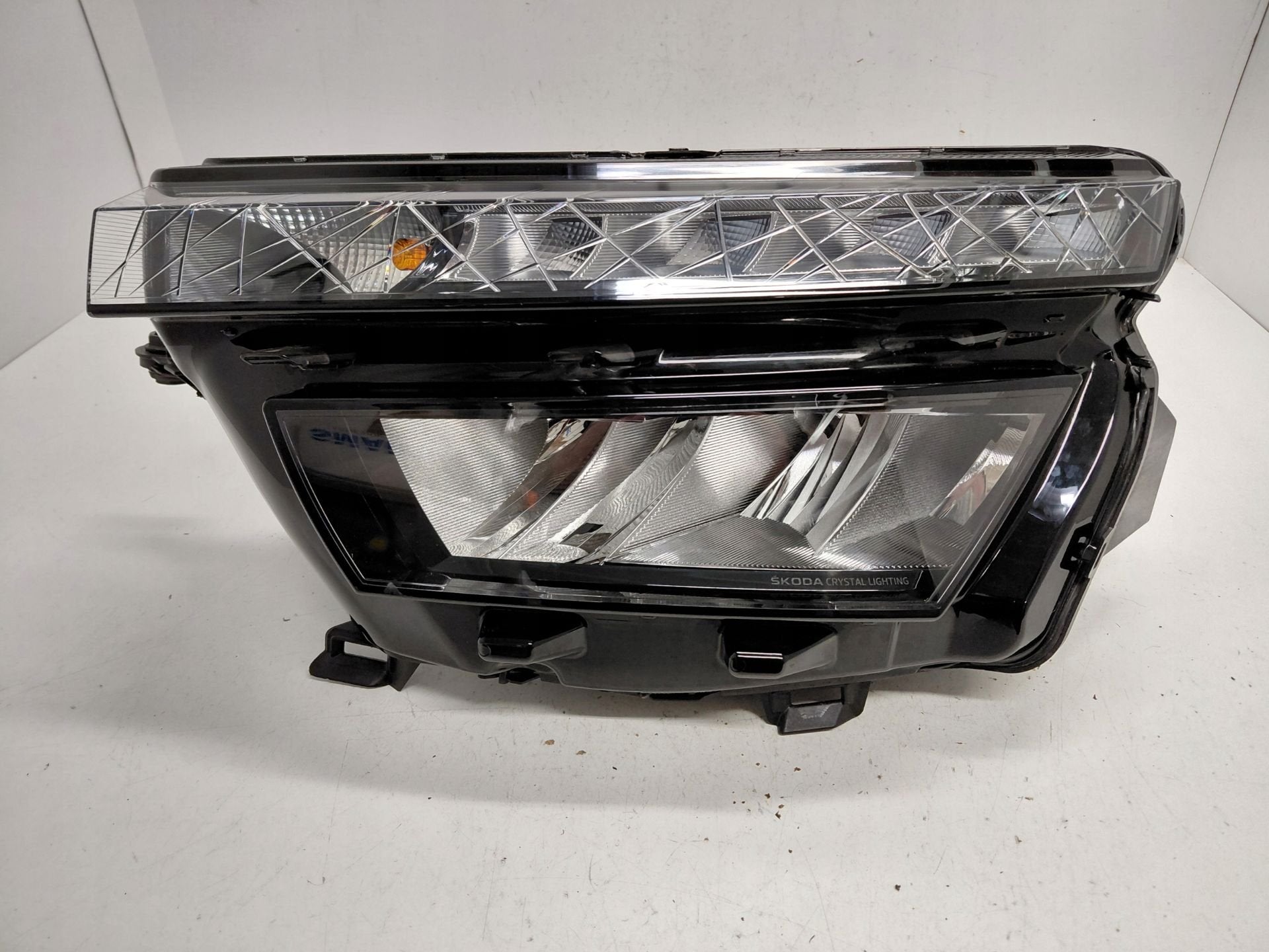 Skoda Kamiq Koplamp Links 658.941.015, Tr. Vaclava Klementa 869
293 01  Mlada Boleslav, CZ, Skoda, Skoda Auto a.s., Gebruikt