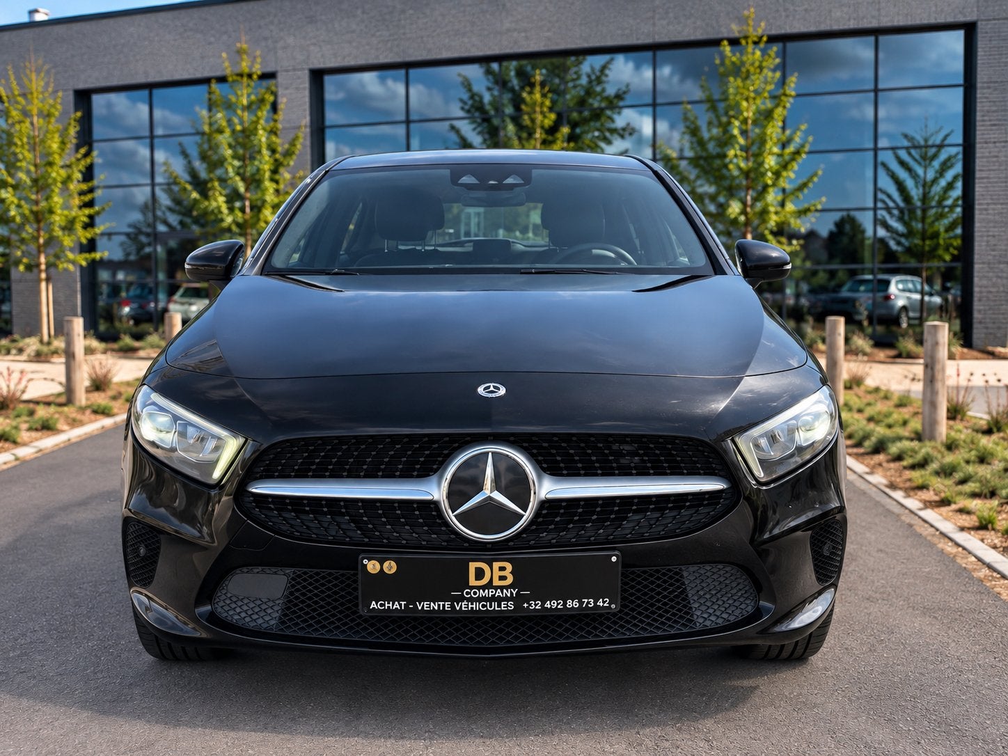 Mercedes A180 /GARANTIE/NAVI/BOITE AUTO/, Autos, Cuir, Euro 6, Entreprise, Garantie prolongée