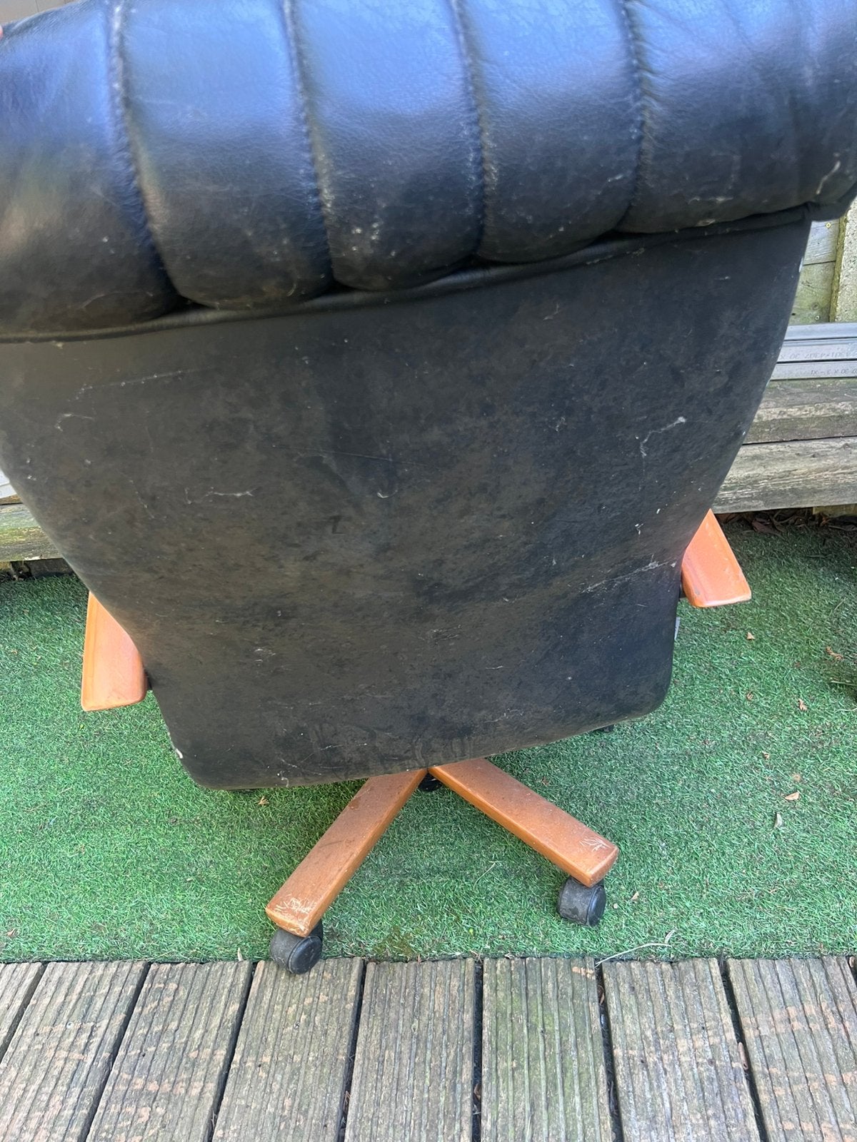 Gratis leren stoel, Antiek en Kunst, Ophalen