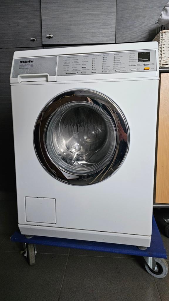 Machine à laver Miele pour pièces., Enlèvement