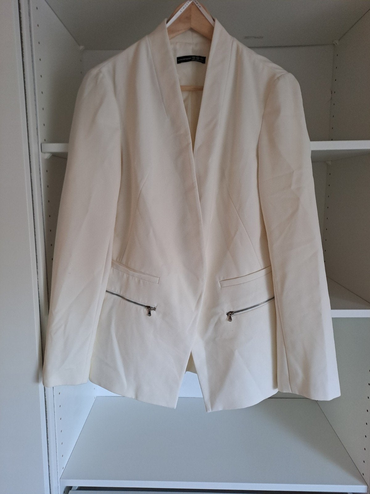 Veste blanche sans bouton t 40, Vêtements | Femmes, Vestes & Costumes, Porté, Manteau, Taille 38/40 (M), Blanc, Enlèvement ou Envoi