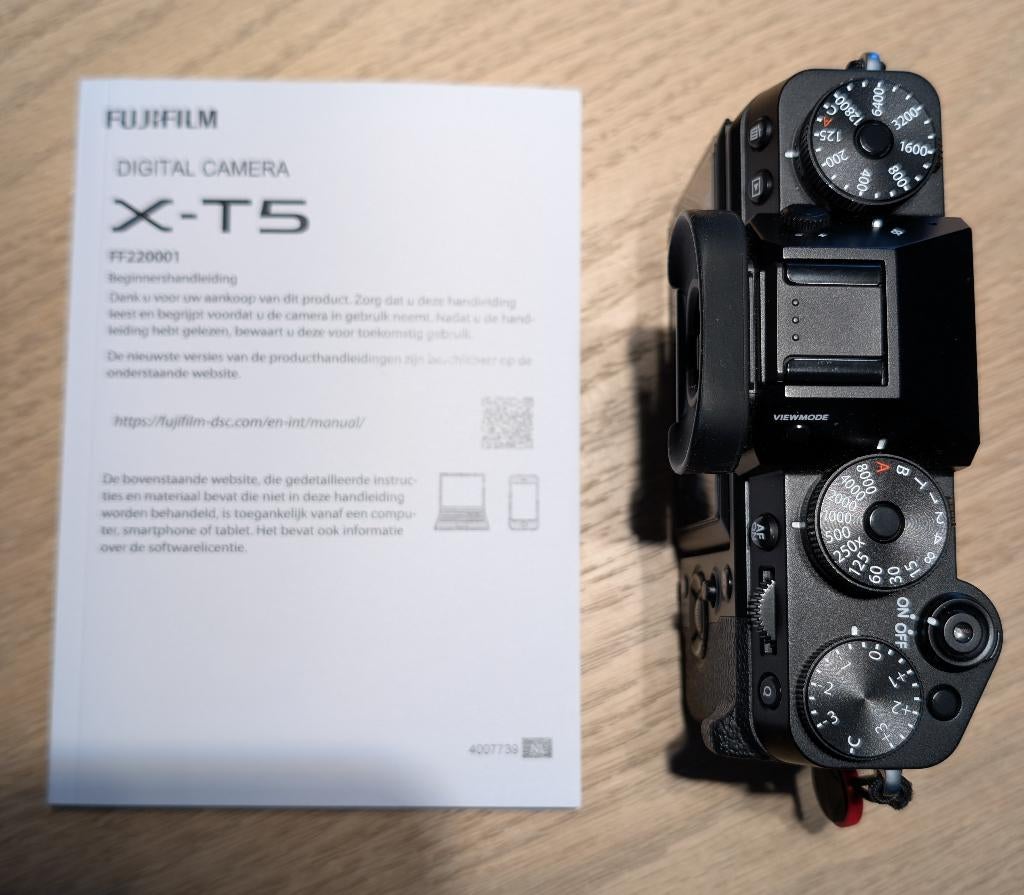 Fuji X-T5 + accessoires, Audio, Tv en Foto, Fotocamera's Digitaal, 40 Megapixel, Spiegelreflex, Verzenden, Zo goed als nieuw