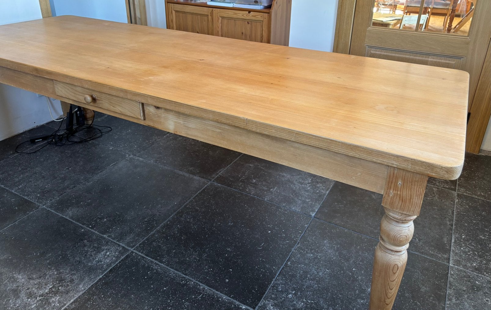 Grenen eettafel 10 - 14 personen, Huis en Inrichting, Ophalen, Zo goed als nieuw
